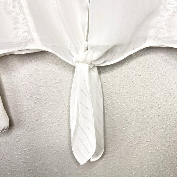 WAYF White Blouse Womens Size Large V-Neck Lace Trim Knotted Cropped Feminine - Picture 6 of 14